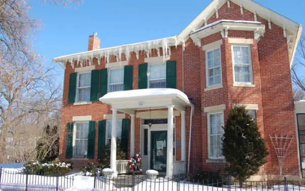 Extérieur de la maison d'hôtes Aldrich Lowres