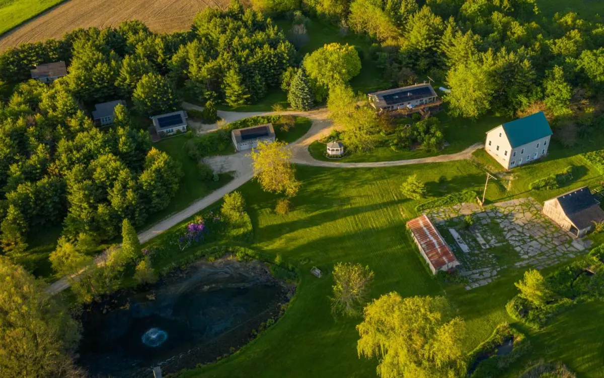 Hawk Valley Retreat & Cottages