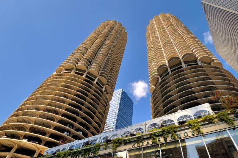 Les tours incurvées de Marina City à Chicago