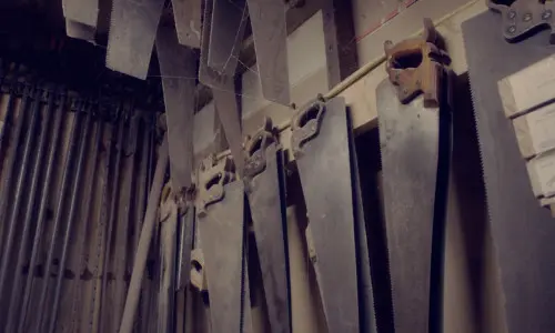 Scies chez David Stine Woodworking.