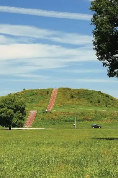 Les Cahokia Mounds, dans l'Illinois, sont le site d'une ancienne cité amérindienne.