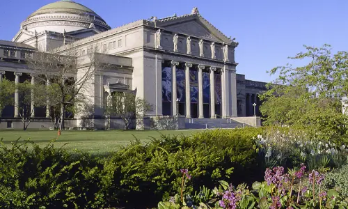 Extérieur du Musée des sciences et de l'industrie.