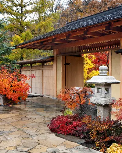 Entrée des jardins japonais d'Anderson à l'automne.