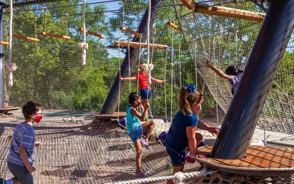 Zone enfants à la forge