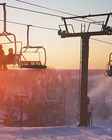 Remontées mécaniques de Chestnut Mountain Resort en hiver