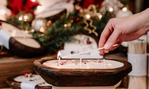 Bougie dans un bol rustique