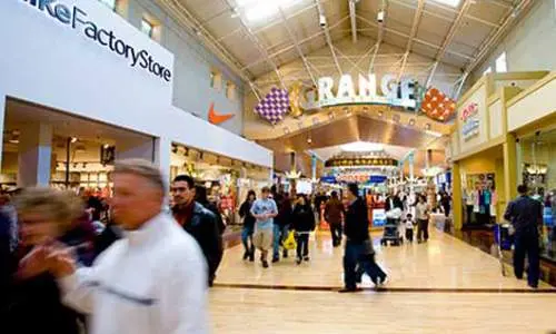 Un large choix de boutiques à Gurnee Mills.